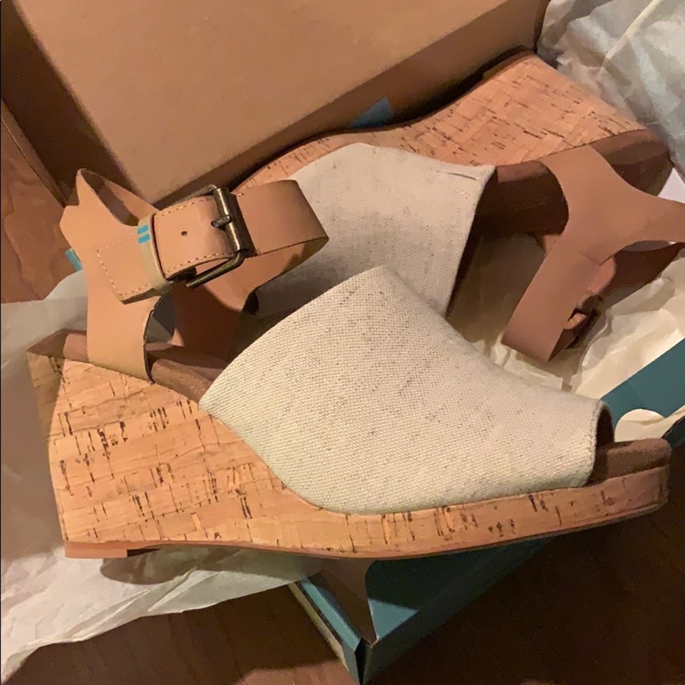 TOMS sandals